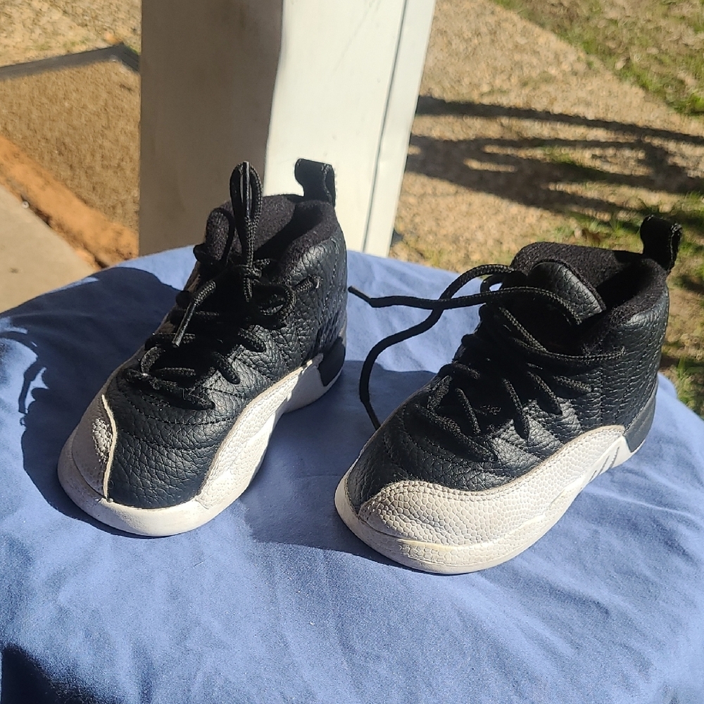 Toddler's Jordan 12 Retro "Playoffs" Black/Varsity Red-White Size 8c